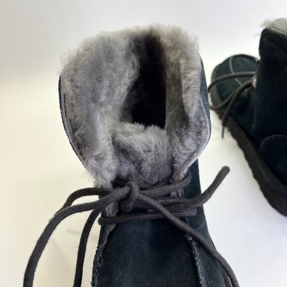 UGG Australia Women's Diara Boot US Size 6 in Black Sherpa Lined - Picture 10 of 16